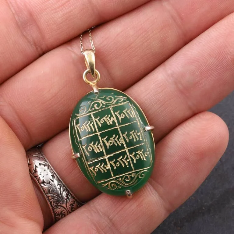 El Yazması Hilye Şerif Yazılı Yeşil Akik Kolye